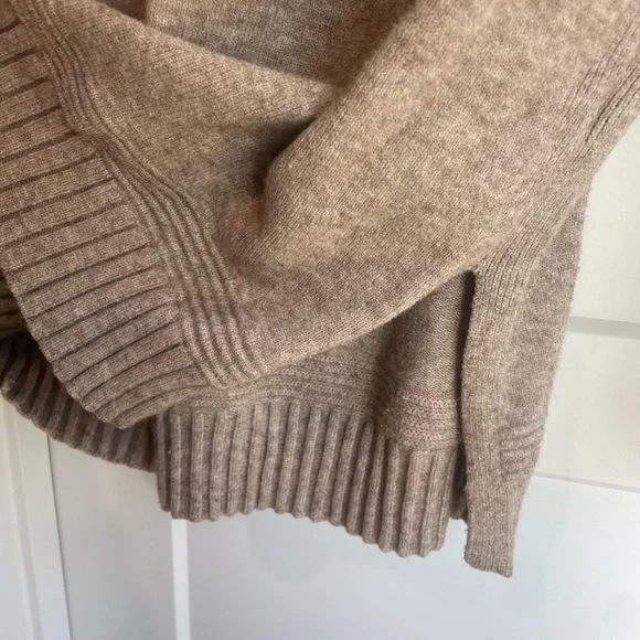 Anthropologie | Women’s Mock Neck Tunic Sweater - Picture 6 of 10